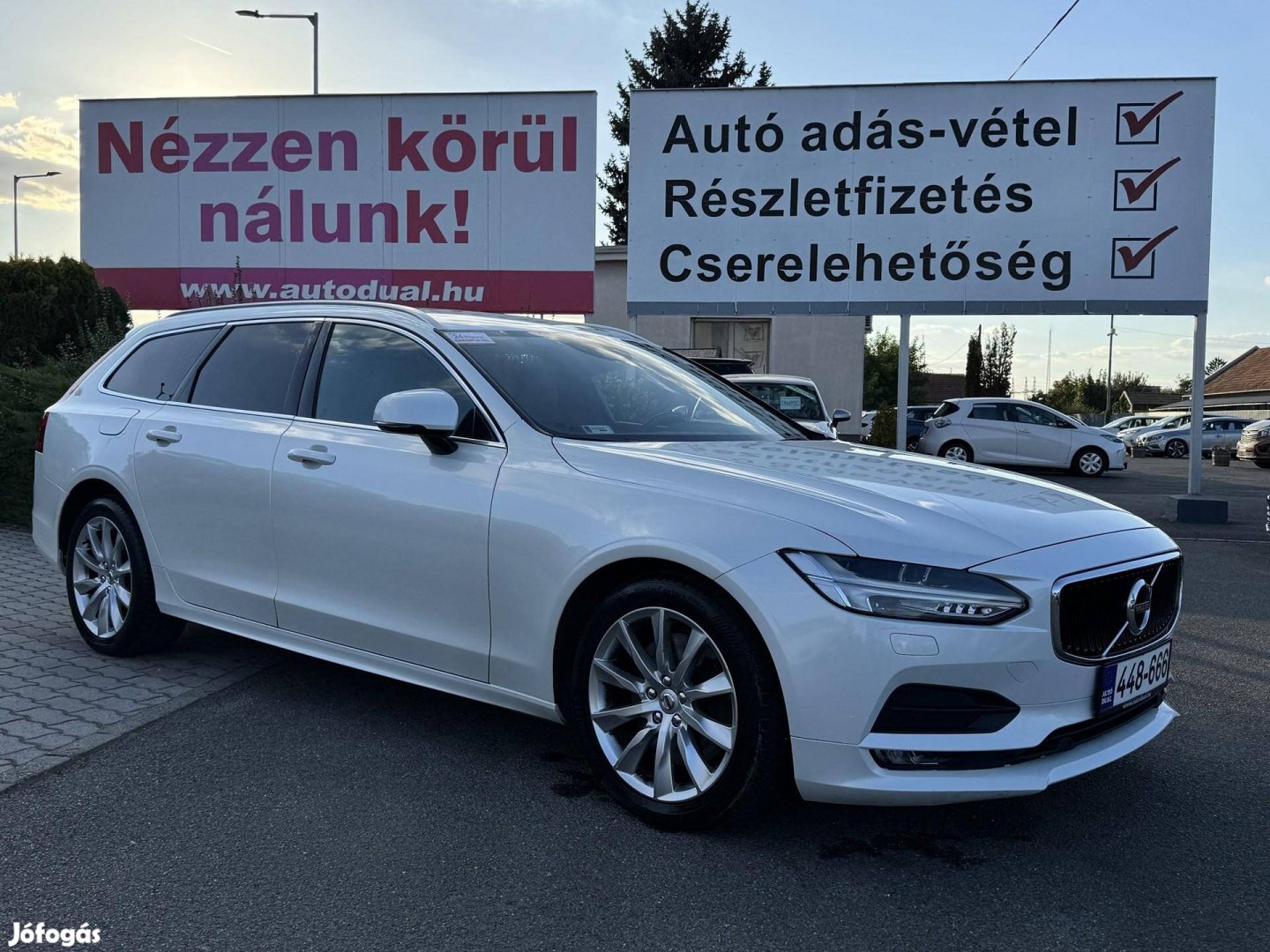 Volvo V90 2.0 D [D4] Momentum Pro AWD Geartroni...